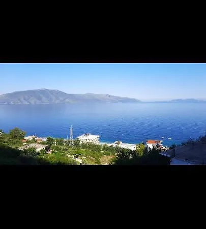 Apartment Flower Hill *