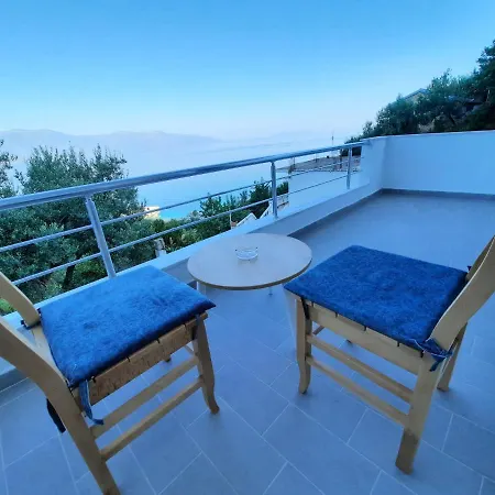 Flower Hill Apartament Wlora