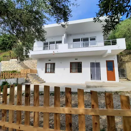 Appartement Flower Hill Vlorë