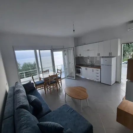 Flower Hill Apartament Wlora