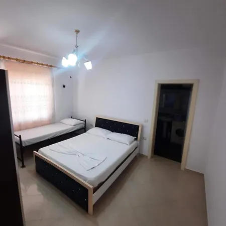 Flower Hill Apartment