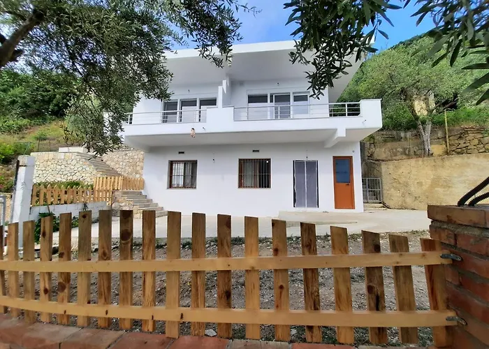 Apartment Flower Hill Vlore