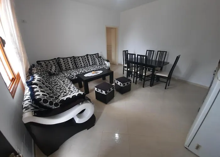 Flower Hill Apartamento Vlorë